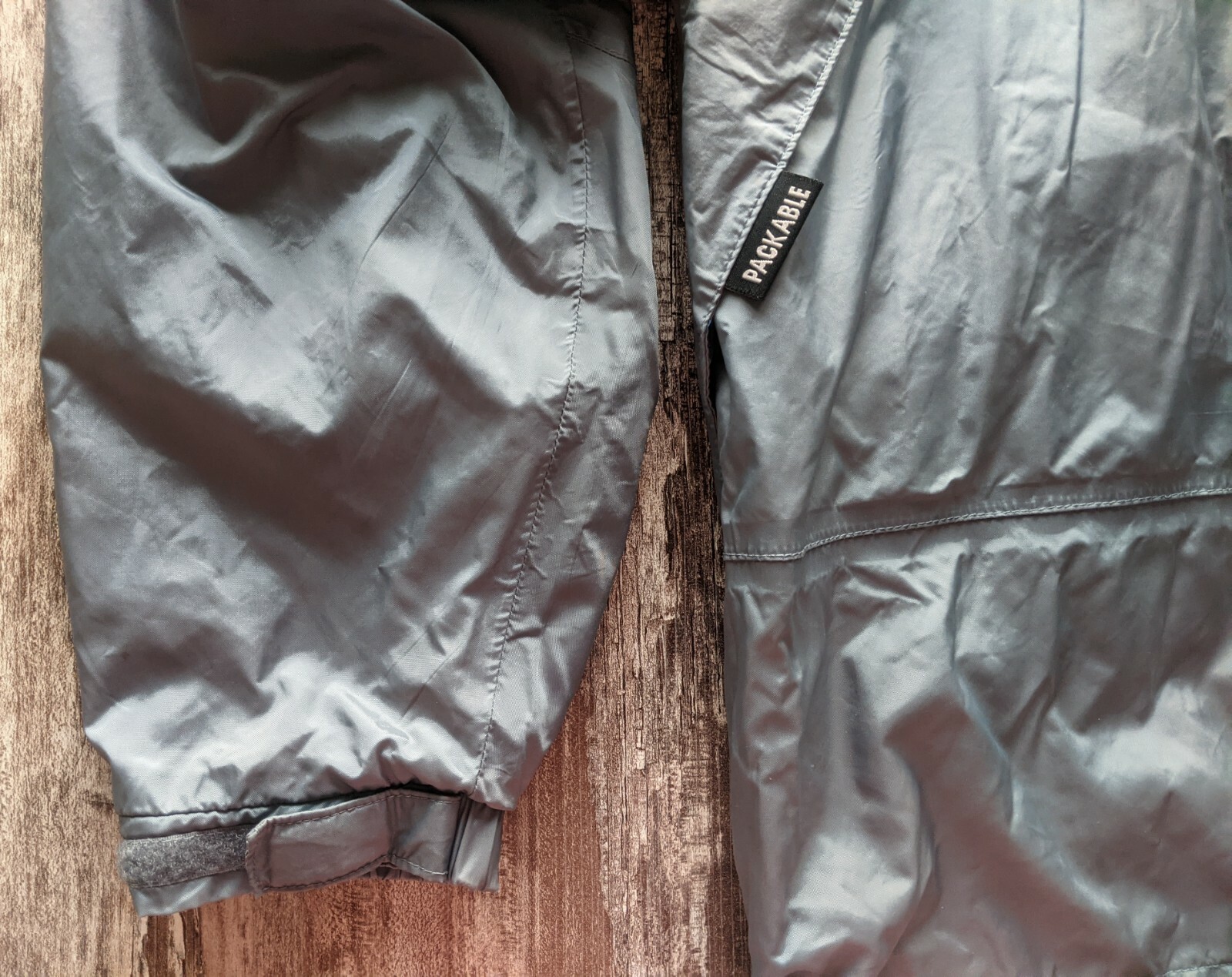 Cabela's Packable mesh lined Gray windbreaker hoo… - image 8