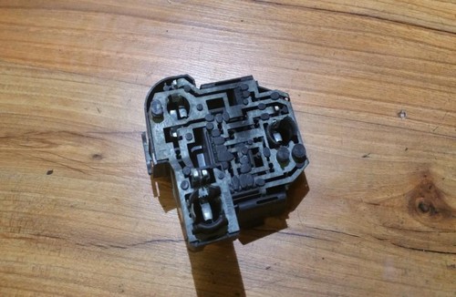 357945257 Lampenträger Rücklicht Rückleuchte innen Heckklappe  DE160960-18