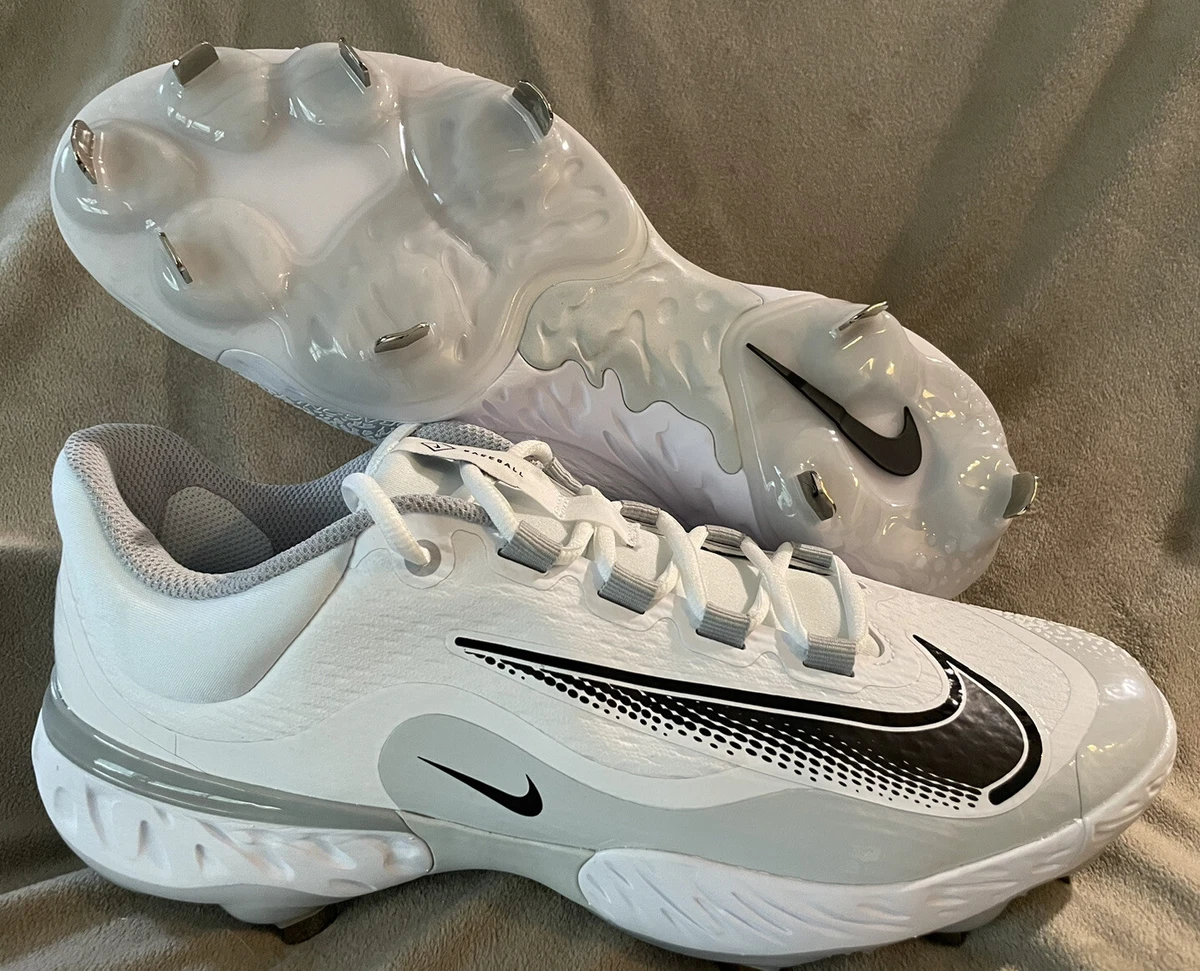 Size 4 best sale metal baseball cleats