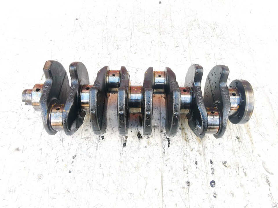 Engine Crankshaft (Crank Shaft) for Volkswagen Passat