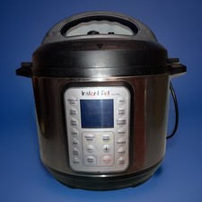 Instant Pot Duo Plus 60 V2  Pressure Cooker 6...