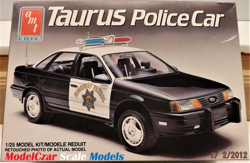 1990 FORD TAURUS POLICE CAR 1/25 AMT #6078 MODEL KIT, OPEN BOX W/'BAGGED' PARTS!