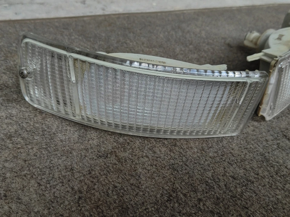 Par de indicadores delanteros transparentes originales Audi 80 B4 cupé descapotable Seima Foto 2 de 4