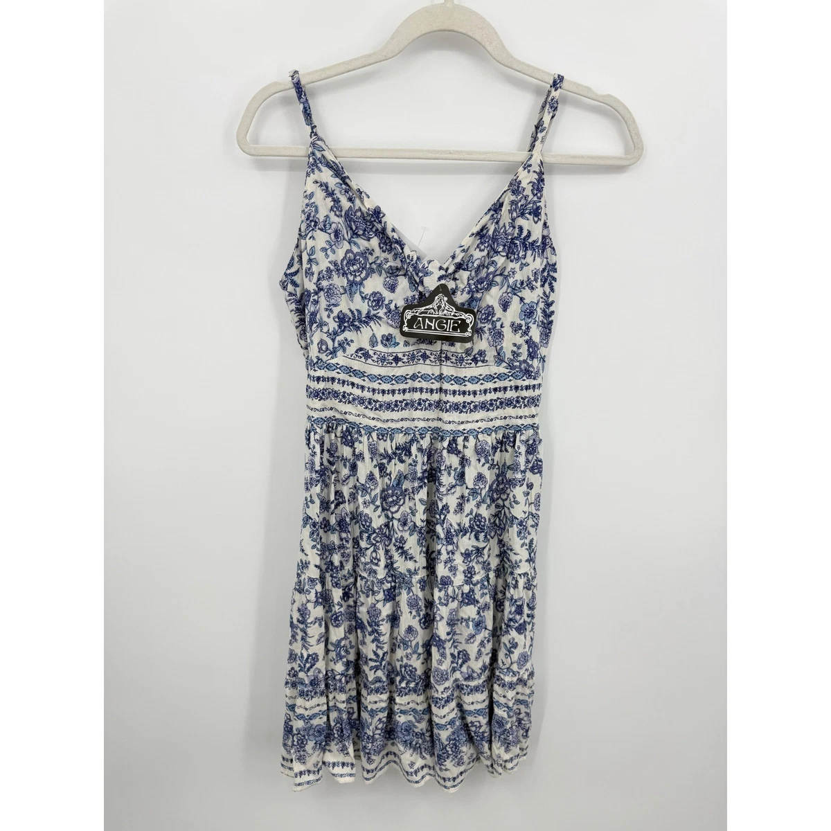 angie blue and white dress Angie Women's Floral Print Short Sleeve Mini Dress