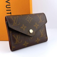 Louis Vuitton Monogram Portefeuille Victorine...