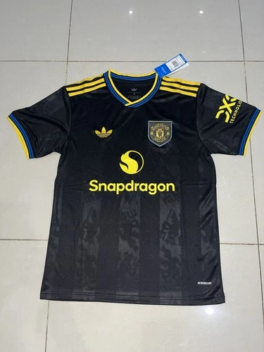 Man Utd 25/26 3rd Kit- SIZE M