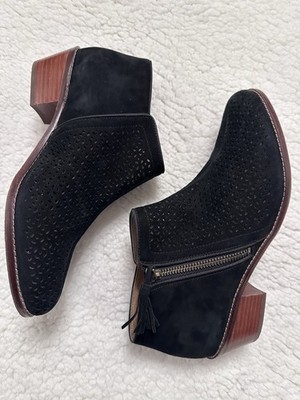 Vionic Joy Daytona Women's Black Suede Side Zip Booties Size 10