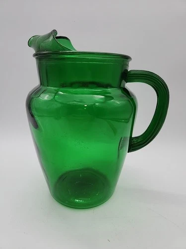 Vintage MCM Anchor Hocking Forest Green 86 Oz Glass Pitcher With Ice Lip