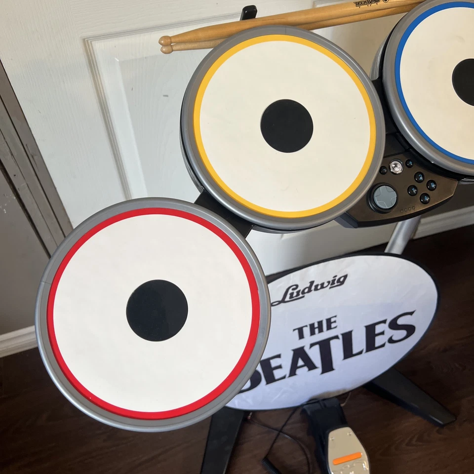 The Beatles: Nintendo WII рок-группа комплект барабаны с коробкой без ключа - читать! - Изображение 2 из 4