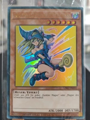 DUNKLES MAGIER-MÄDCHEN - LART-DE019 Ultra Rare / OVP Sealed Near Mint - Mint - Bild 1 von 2