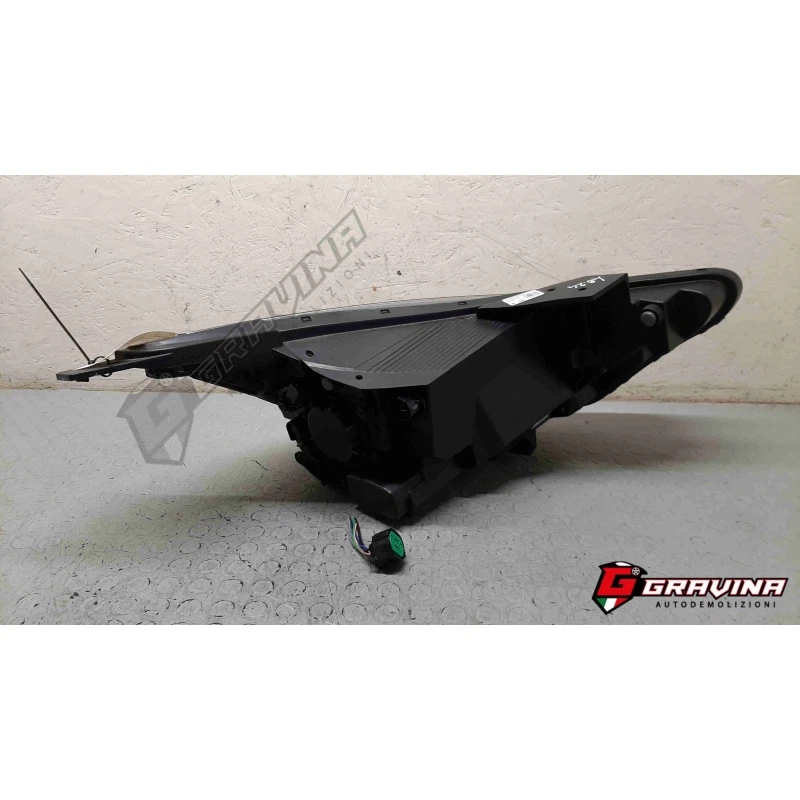 92101Q0050 PROIETTORE LATO SINISTRO (SX) HYUNDAI I20 1.2B 5P 2022 - Immagine 2 di 4