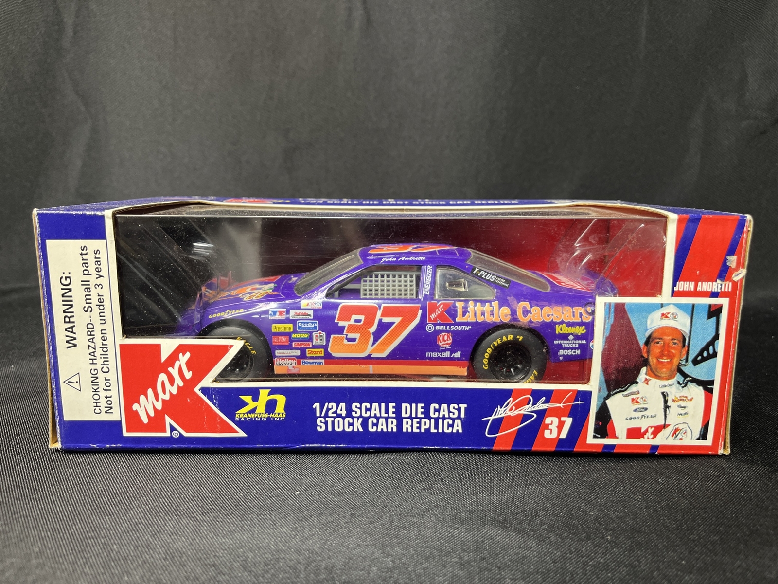 JOHN ANDRETTI  Little Ceasars RACING CHAMPIONS 1:24 1995 THUNDERBIRD #37 BANK