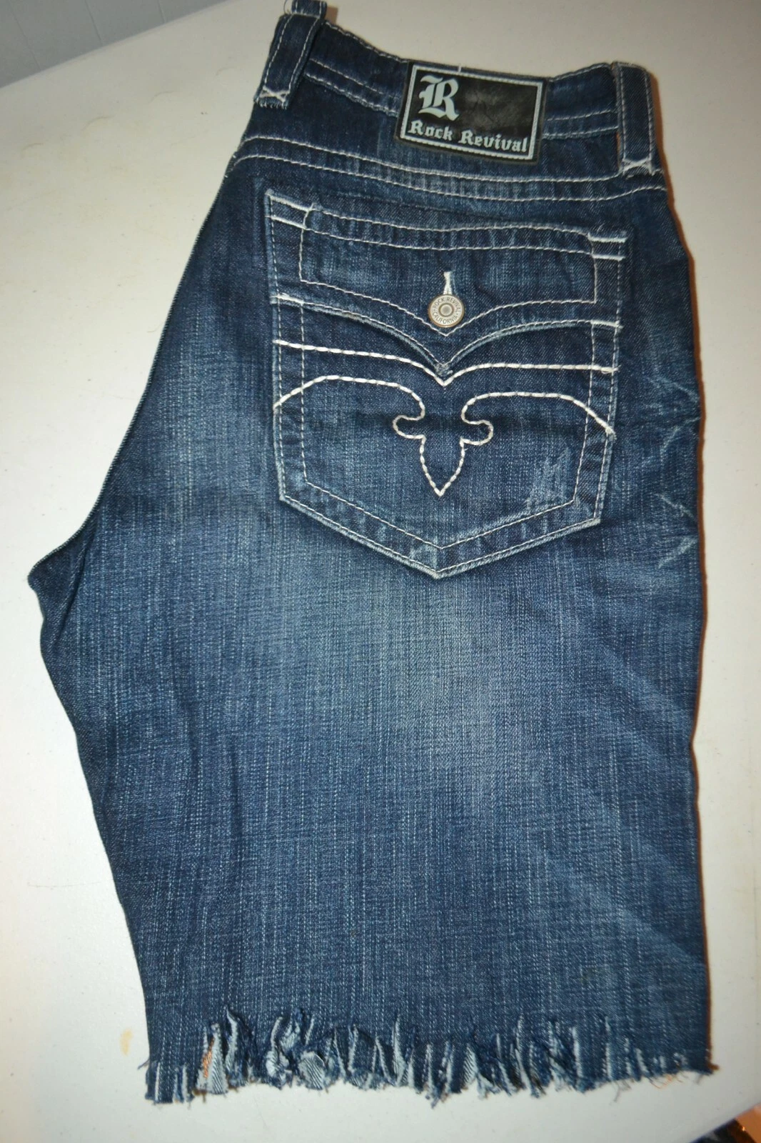 Rock Revival Men's Layne No Pocket Flaps Thick Stitch Blue Denim Shorts Sz 38