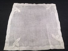 VINTAGE WHITE ON WHITE EMBROIDERY FLOWERS LADIES' HANKIE/HANDKERCHIEF