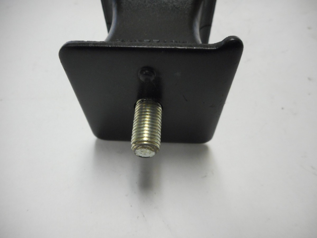 MC122542 MITSUBISHI FUSO RUBBER ENGINE MOUNT CUSHION free shipping 