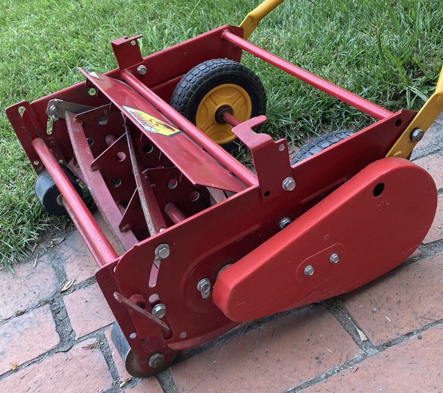 Mclane G17PH10 17" Hand Push Reel Greens Mower w/ Catch for sale