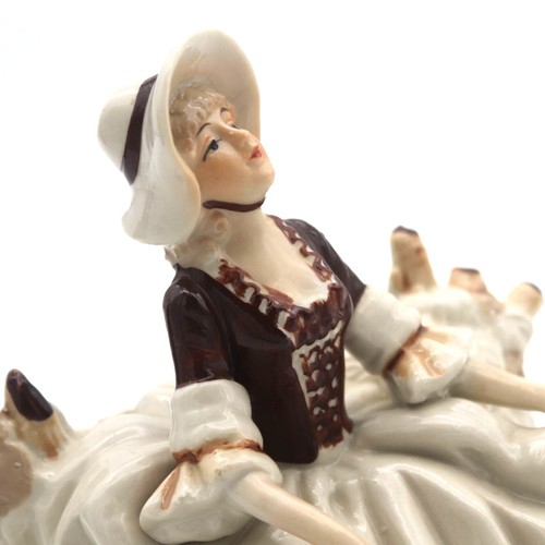 Vintage Porcelain Girl, Rotating Music Box Little Bo Peep Wind Up Figurine 1700s - Picture 2 of 8
