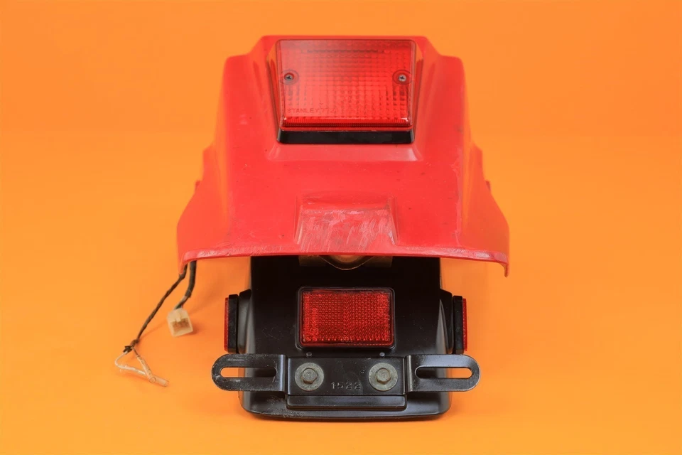 04-07 2006 KLR650 KLR 650 OEM Luz trasera Luz trasera Lámpara Lente Guardabarros Plástico Foto 2 de 4