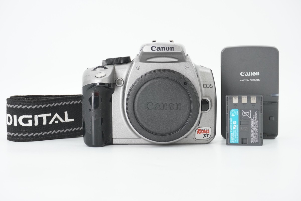 Canon EOS Digital Rebel XT / EOS 350D 8.0MP Digital SLR Camera
