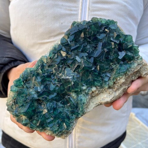 3.8LB Natural super beautiful green fluorite crystal ore standard sample Healing - Picture 9 of 9