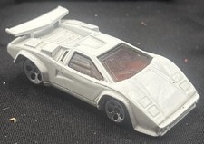 Vintage Hot Wheels Diecast Lamborghini Countach White 1:64 Malaysia Made 1987