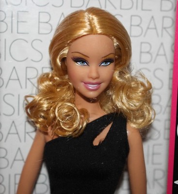 Barbie Basics 2009 - Collection 001, Model 06 # R9917 Collector Edition nrfb,top