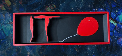 IT | TV|Serien|Game|Spiel Sign Schild - Merchandise | + FREE Ständer