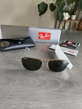 Ray-Ban RB3136 001 Caravan Gold Frame Crystal Green Lens Men's Sunglasses