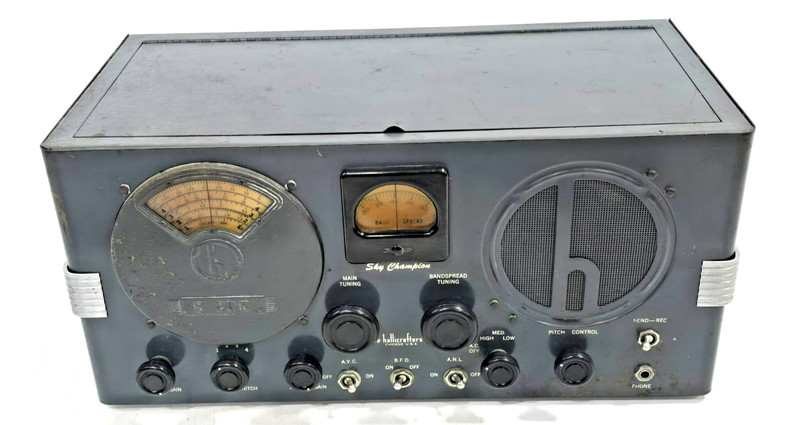 Vintage Hallicrafters Sky Champion S-20R Ham Radio Receiver  READ