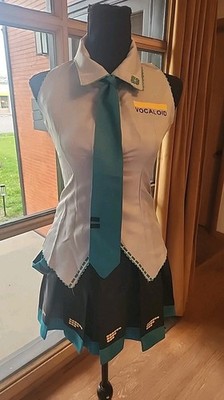 Full Hatsune Miku Cosplay XS Top, Skirt, Tie, Arm Cuffs, Socks