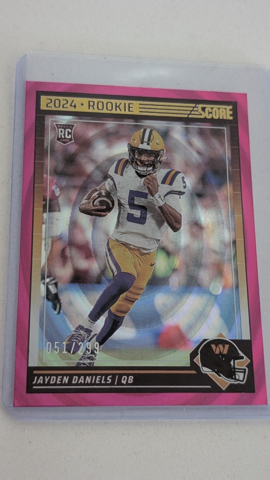 2024 Score - Rookies Jayden Daniels #302 Ellipse /299 (RC)