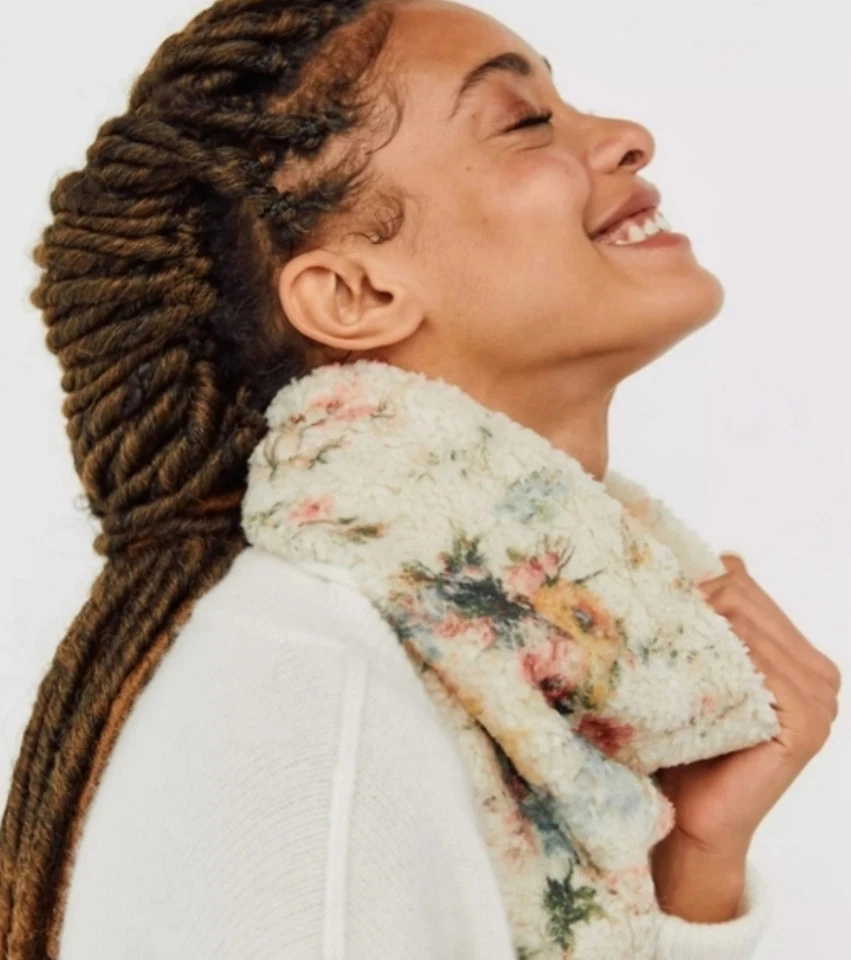 Calentador de cuello floral Anthropologie Sherpa Spring Foto 2 de 4