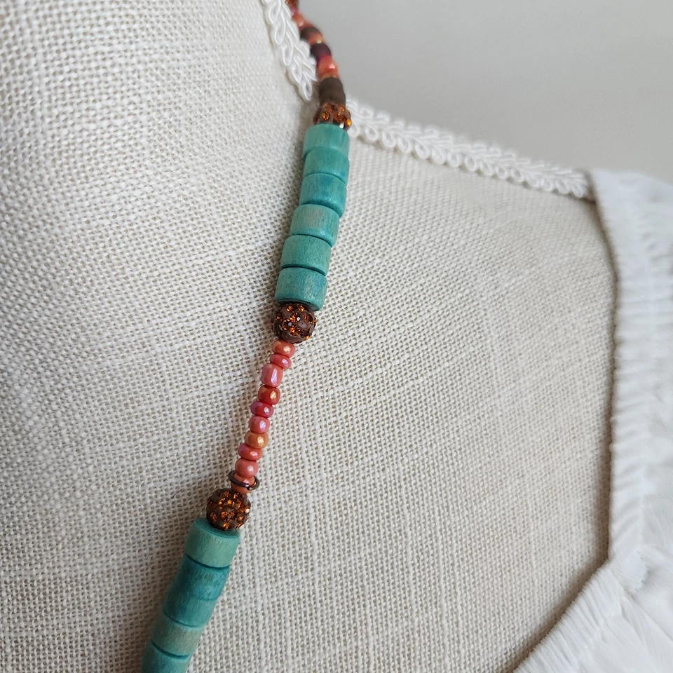 Silver Tone Feather Pendant Necklace w/ Green Wood Beads | Southwestern Boho 19" - Image 4 of 4
