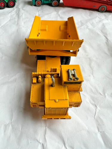 1960s Matchbox LESNEY KING SIZE 2 KW Dart Dump Truck K-2 Red Hubs - Picture 3 of 4