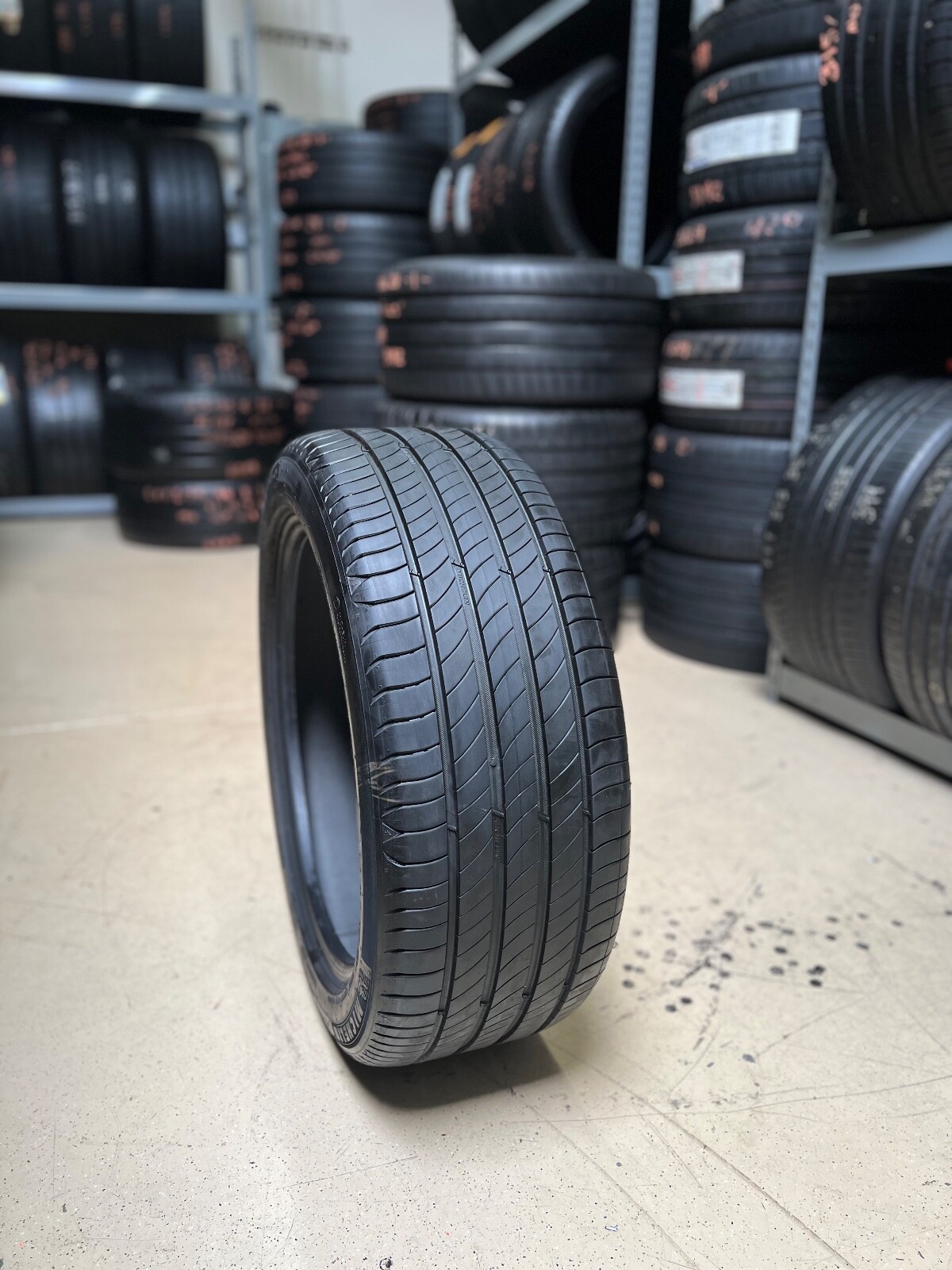 1 - 245/45R19 XL (102Y) Michelin e-Primacy (*/MO) BMW/Mercedes ...