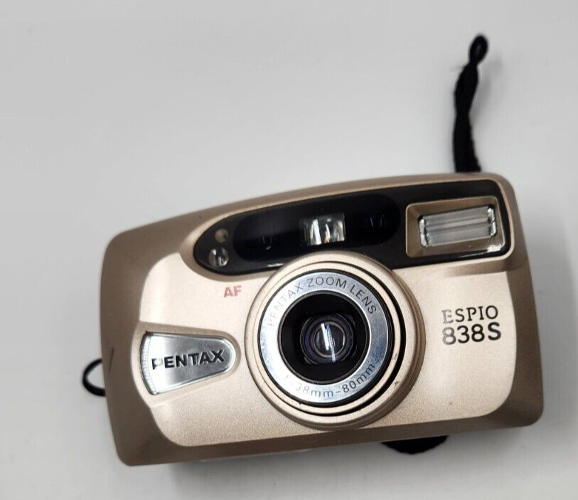 美品PENTAX ESPIO 838S コンパクトフィルムカメラ 純正ケース付き Pentax Espio 838S Point & Shoot 35mm Auto Focus Film Camera with