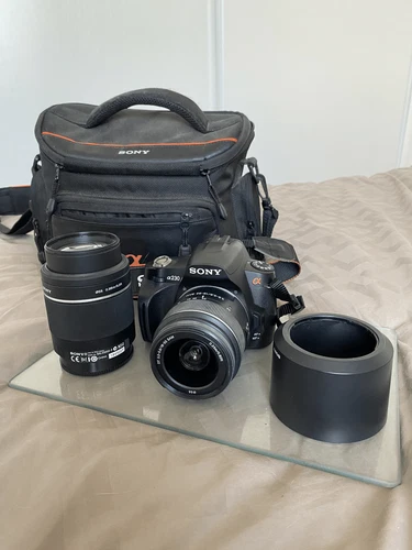 Sony Alpha A230 Reflex + 2 Objectifs (18-55mm + 55-200mm) + Carte SD + Sacoche