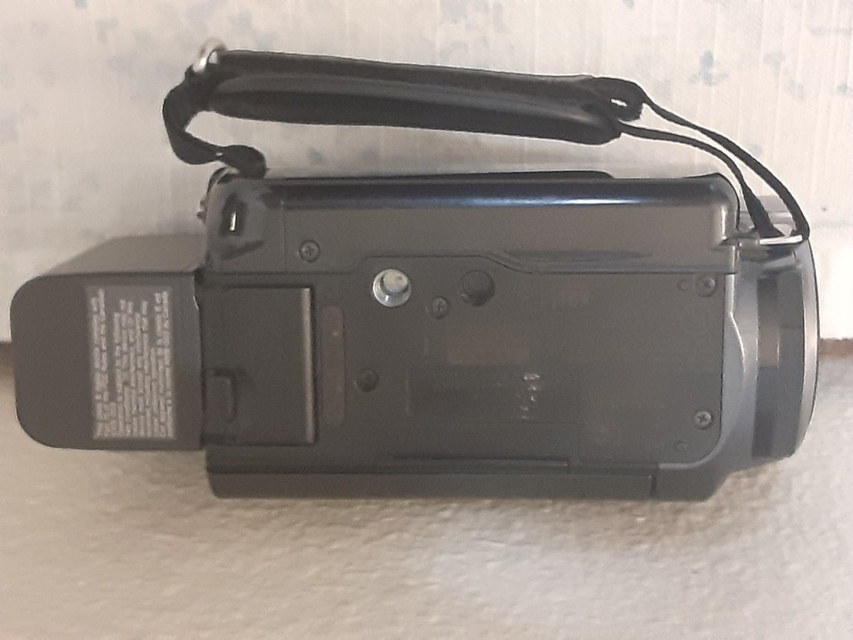 Sony HDR-XR350 ビデオカメラ 7.1メガピクセル Sony HDR-XR350 ビデオ