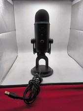 Blue Yeti Professional Multi-Pattern USB Condenser Microphone - black