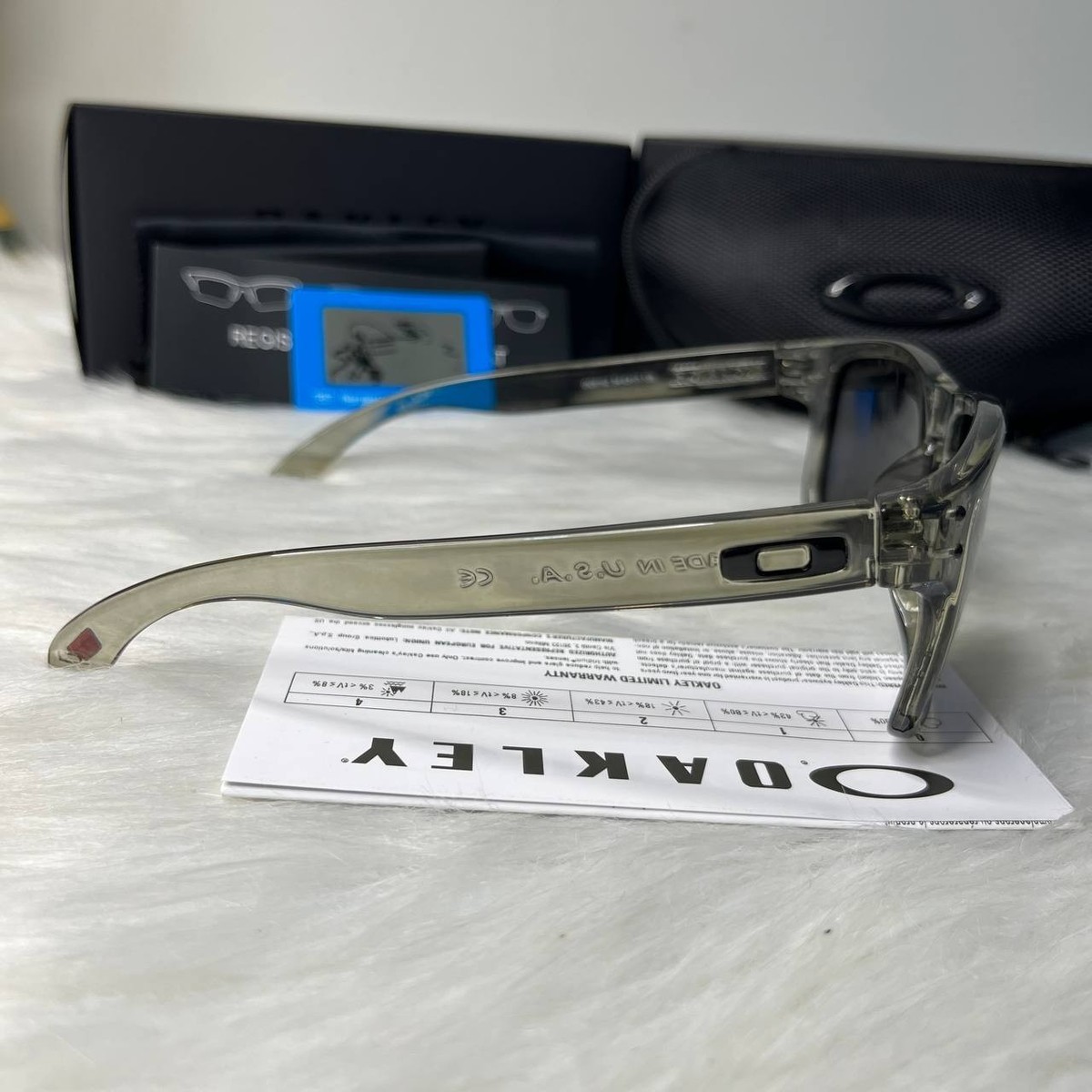 Oakley Holbrook Sunglasses Grey Smoke Frame Polarized Black Lens