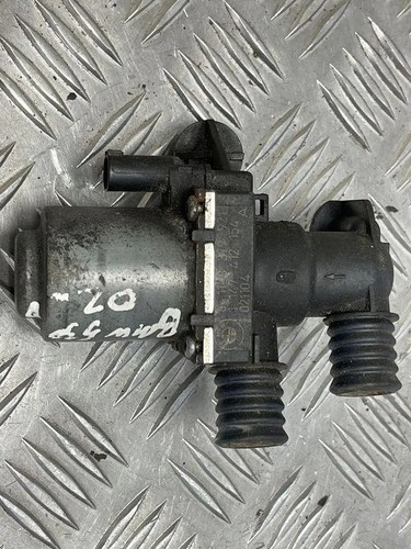 BMW 5 Touring E39 Zirkulationswassermotor 64118379921 3.00 Diesel 2002 31576789