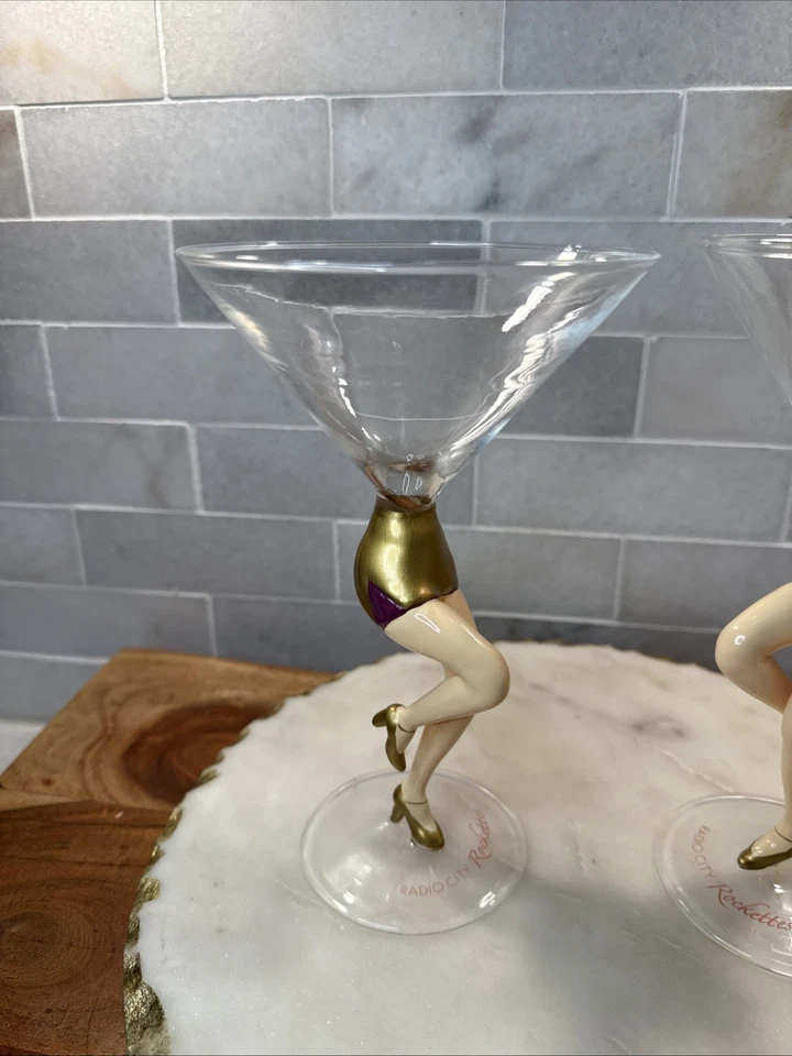 Juego de 2 vasos Radio City Rockettes Rockettini Martini - vidrio no plástico Foto 3 de 4