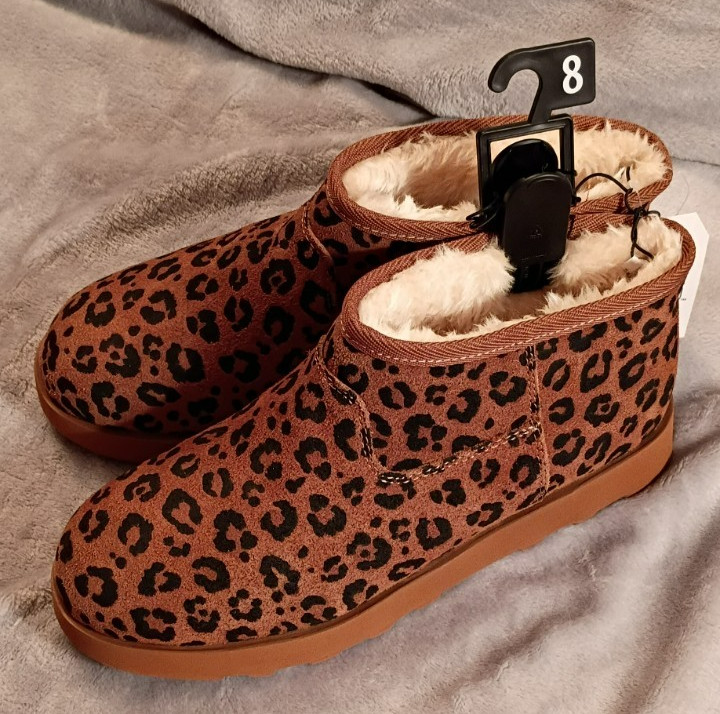 Time and Tru Women's Faux Fur Genuine Suede Ankle Boots Size 8 Leopard Print