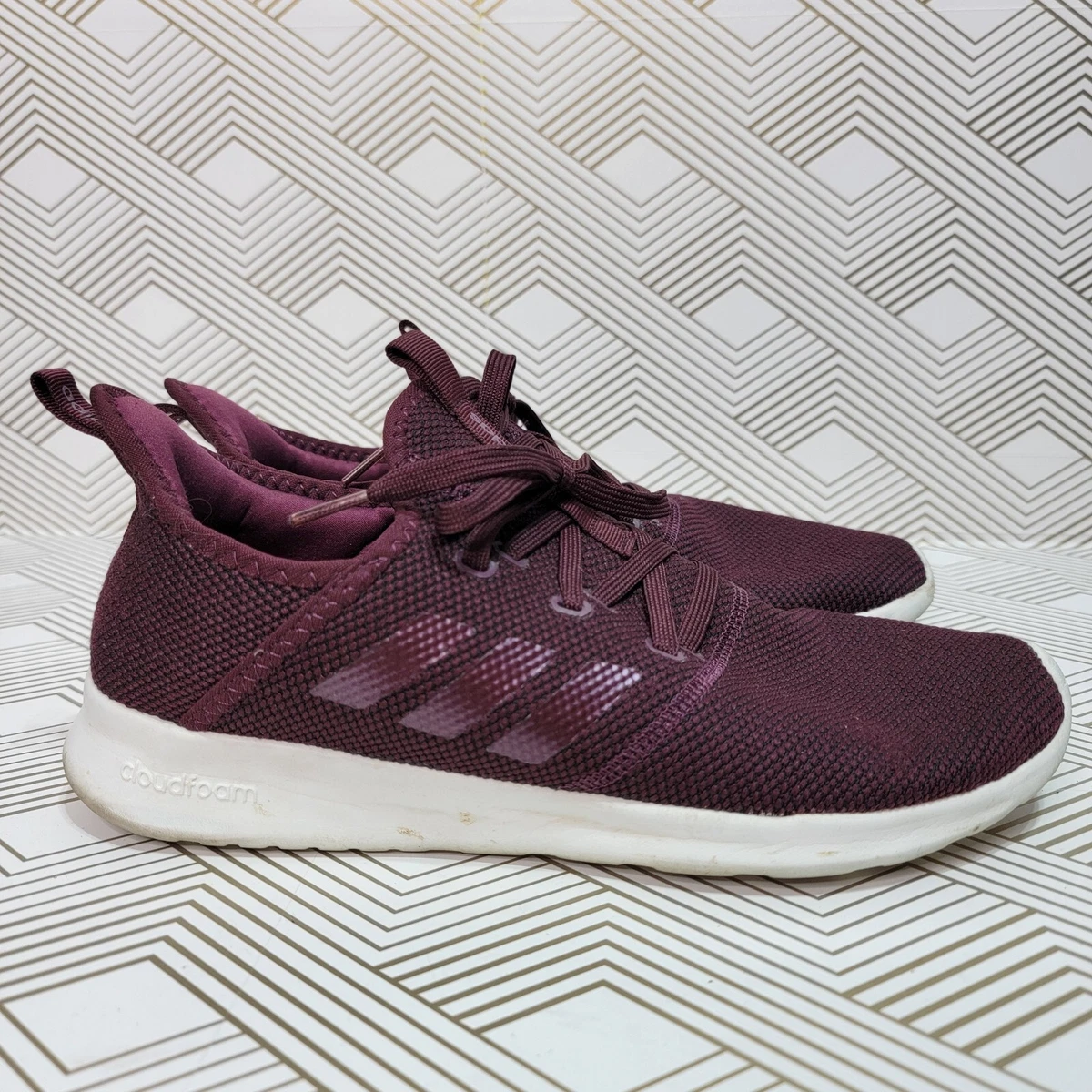 Maroon store cloudfoam adidas