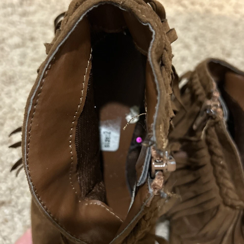 Botas Justice Niñas Talla 2 Marrón Con Flecos Foto 2 de 4