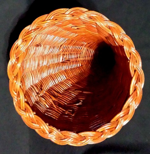 13" Wicker Cornucopia Horn of Plenty and 3 Ears of Decorative Corn - Picture 9 of 12