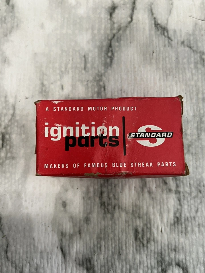 Interruptor de vacío con puerto PVS6 Standard Motor Products PARA CHEVY Foto 3 de 4