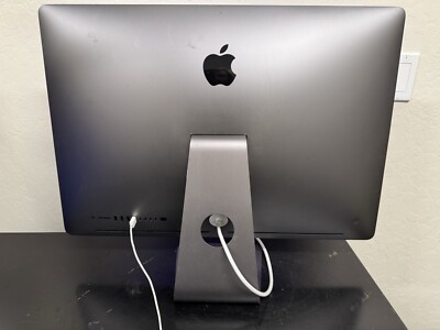 iMac Pro 2017 / 8コア32GB 1TB iMac Pro (2017) - Technical Specifications - Apple Support