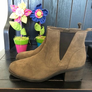 clarks suede ankle boots ladies