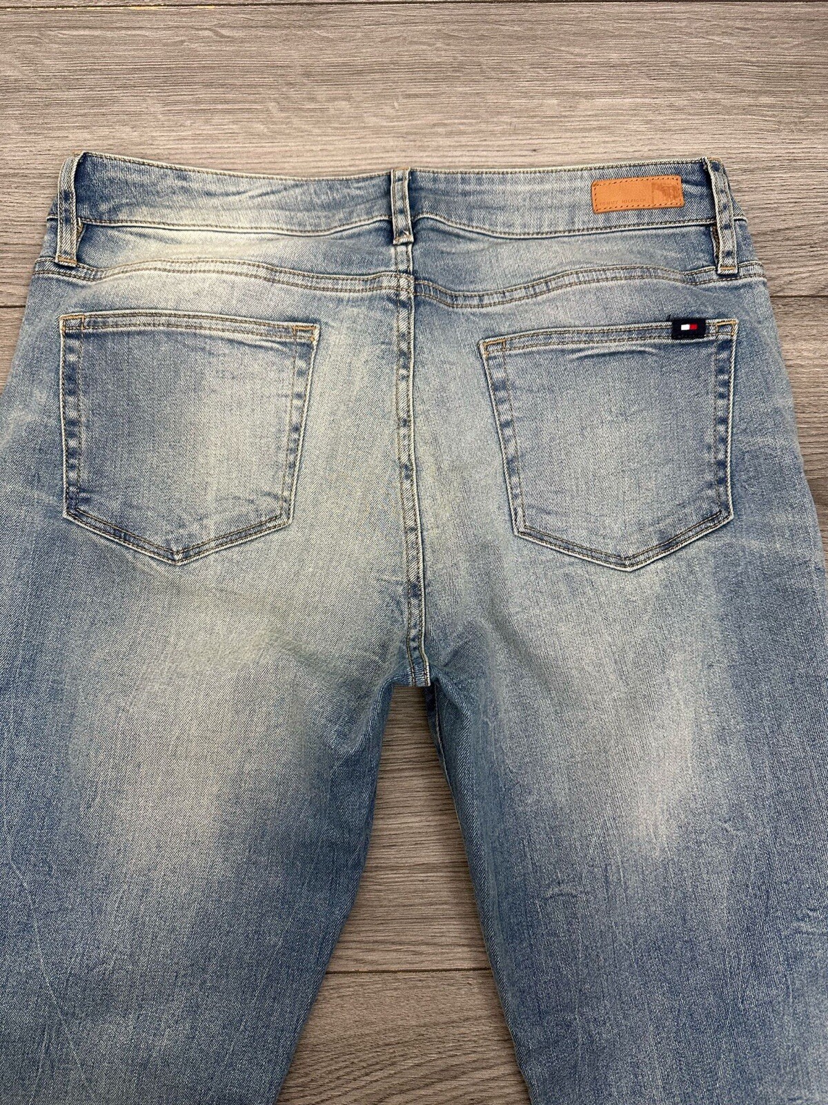 Foto 10 di 15